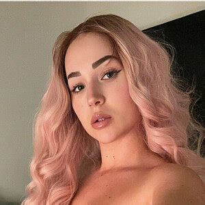 skylar mae pussy|Skylarmaexo Naughty Maid Squirt Fest Onlyfans Pov Video